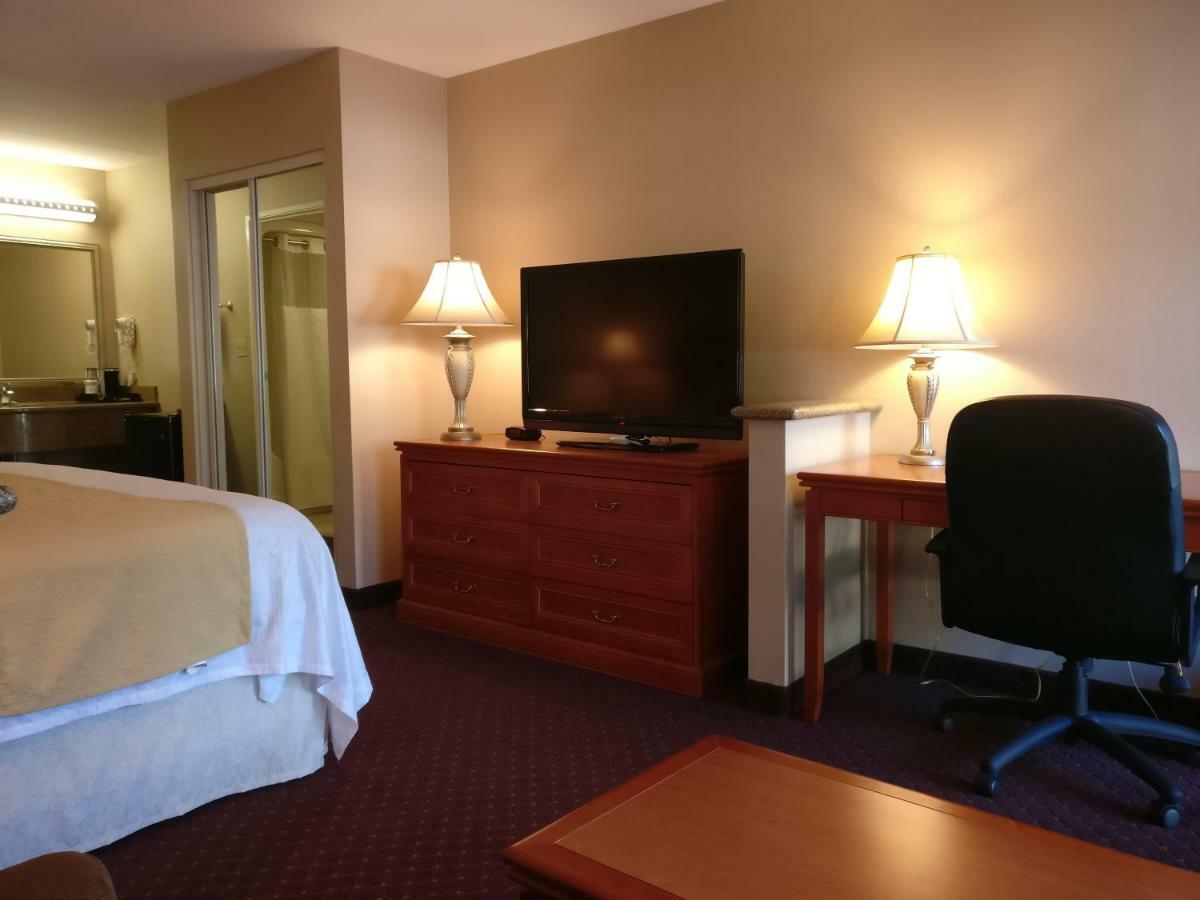 Burbank Inn And Suites Zewnętrze zdjęcie